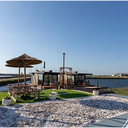 Barcos Casa Ostraveiro Авейру