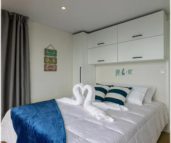 Botel Barcos Casa Ostraveiro Aveiro